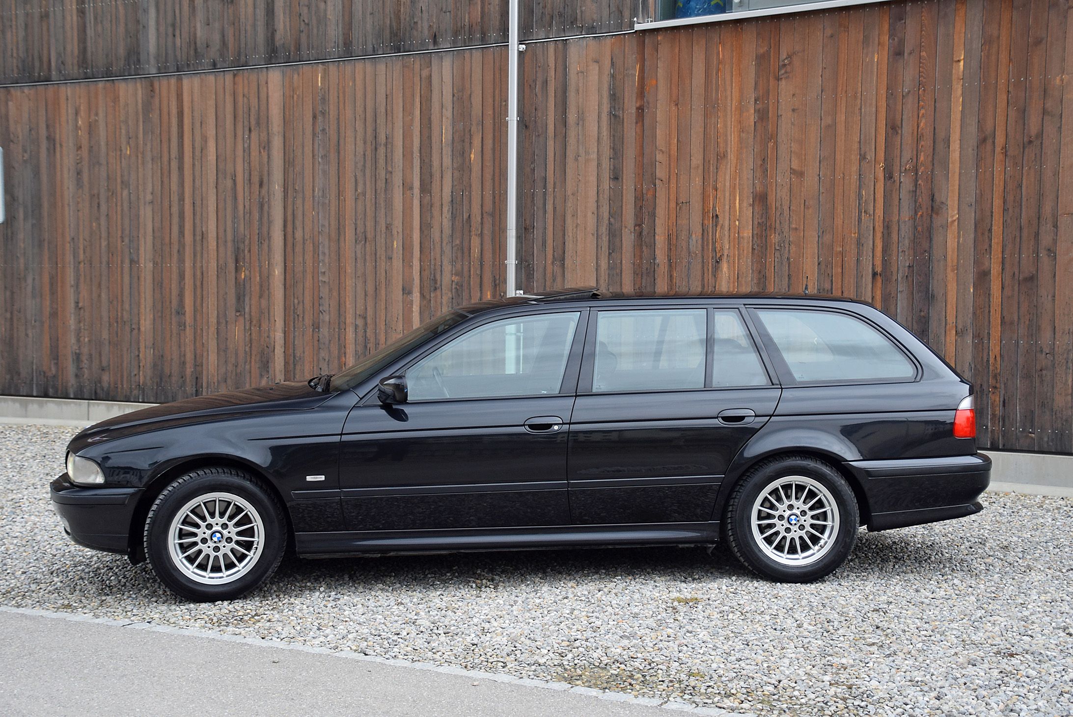 BMW 540i Touring, 2000
