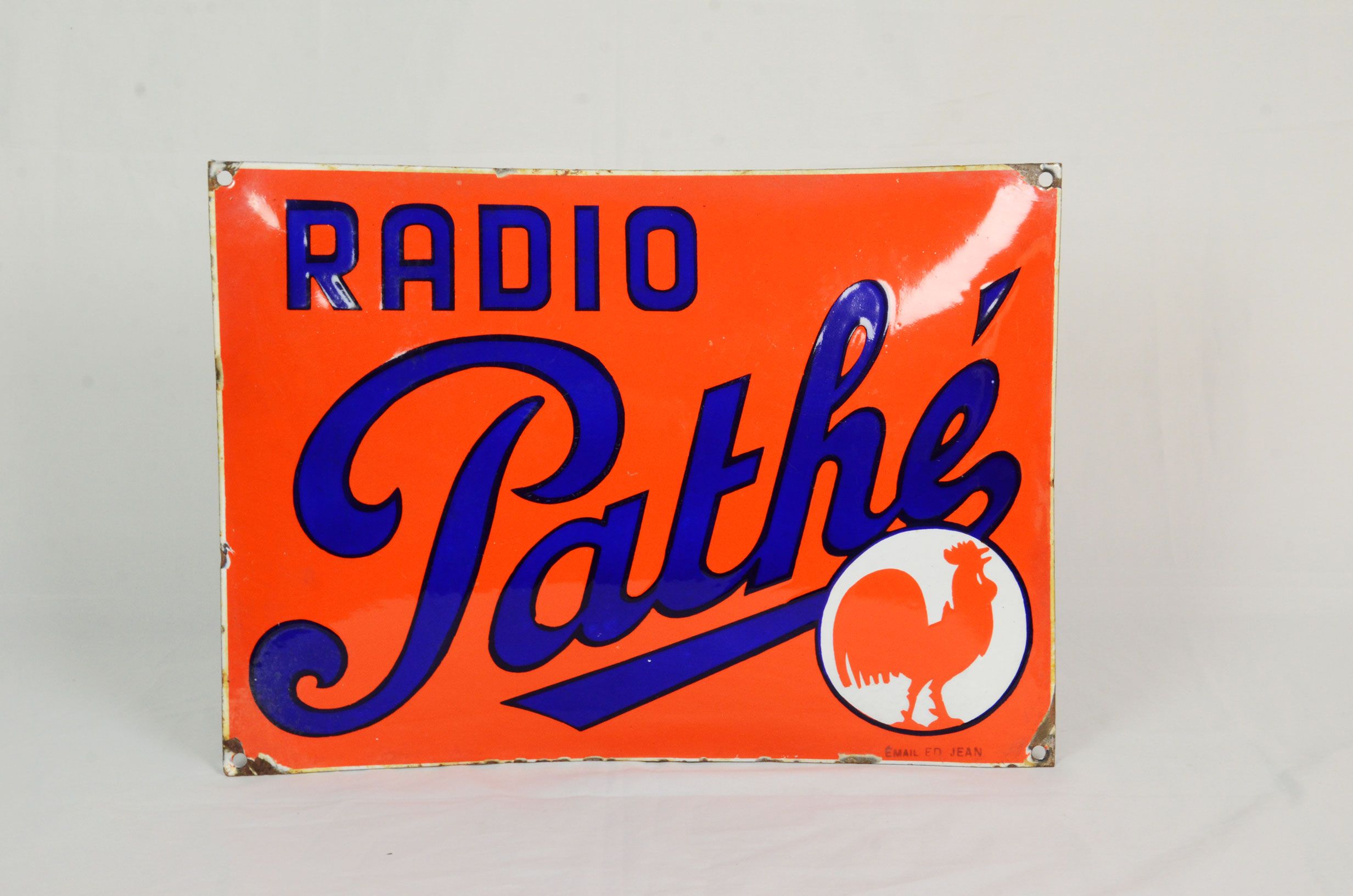 Curved enamel sign Radio Pathé