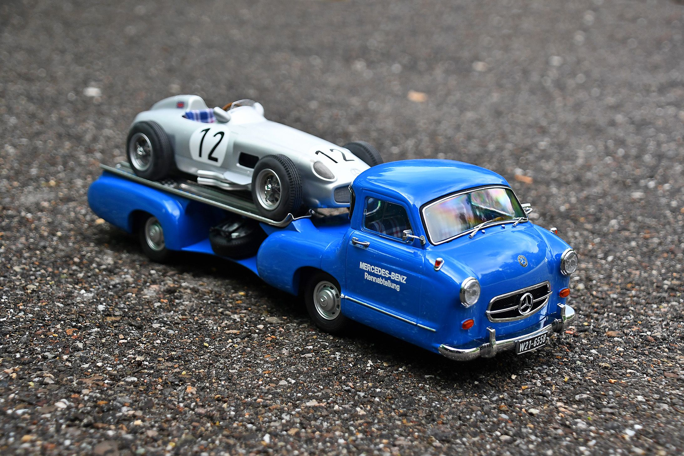 Mercedes Renntransporter „Das Blaue Wunder“