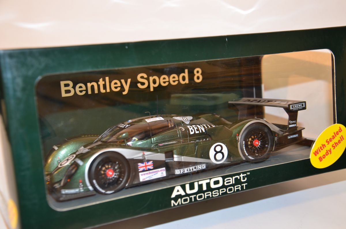 Bentley Speed 8 AUTOart Motorsport Model Car